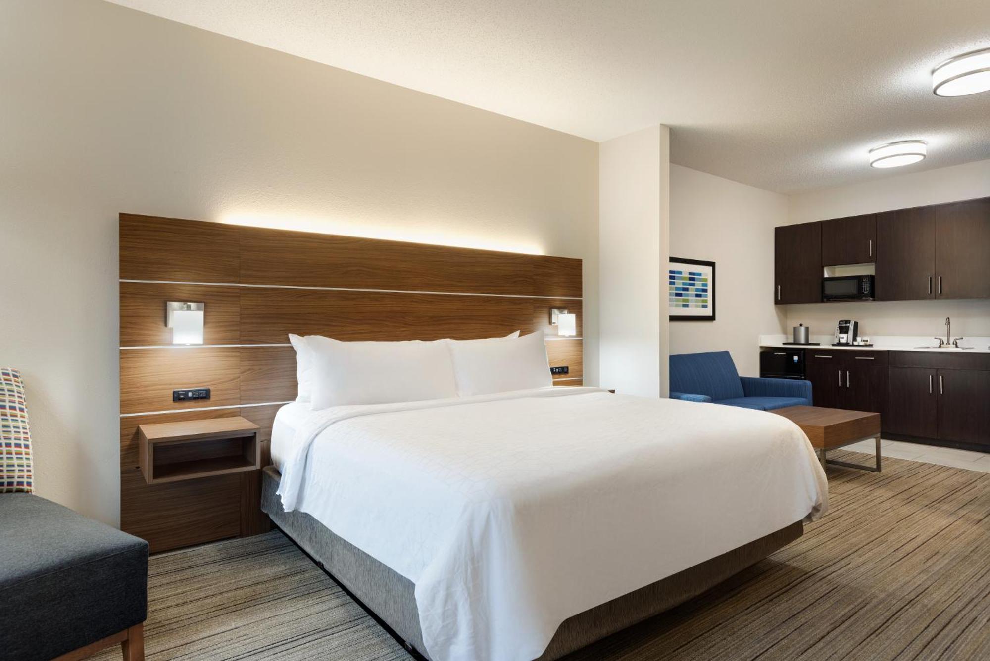 Holiday Inn Express Hotel & Suites Opelika Auburn By Ihg Εξωτερικό φωτογραφία