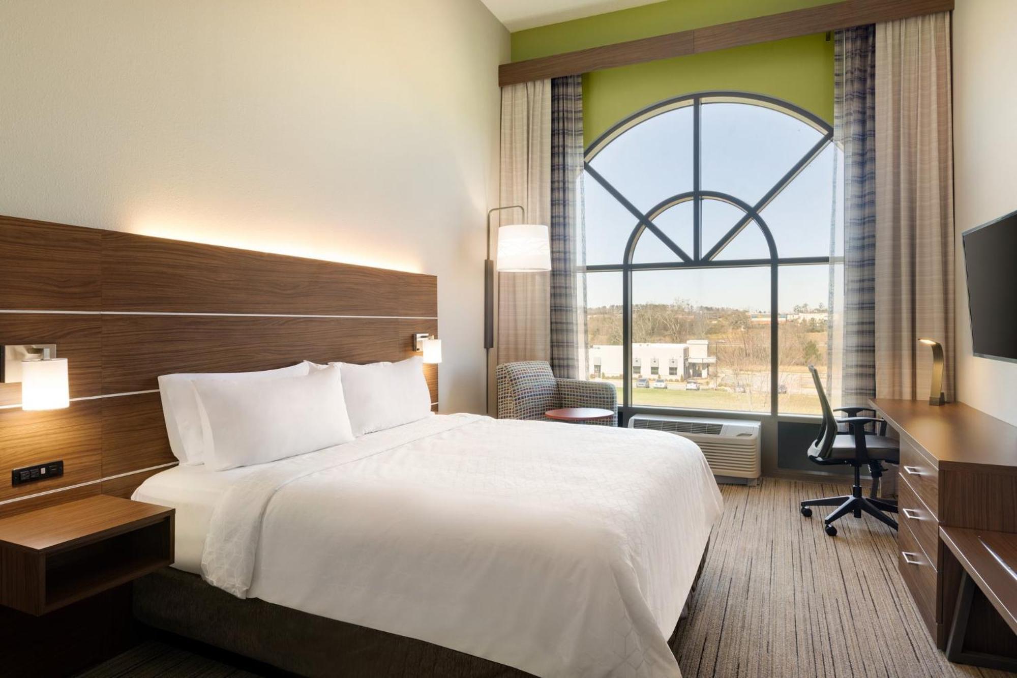 Holiday Inn Express Hotel & Suites Opelika Auburn By Ihg Εξωτερικό φωτογραφία
