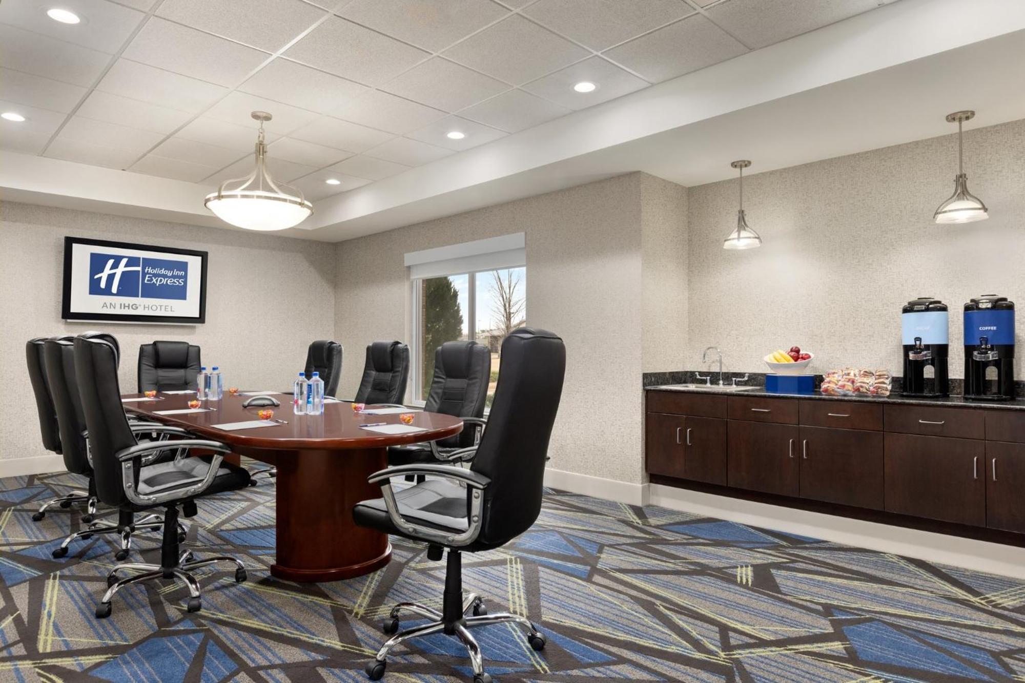 Holiday Inn Express Hotel & Suites Opelika Auburn By Ihg Εξωτερικό φωτογραφία