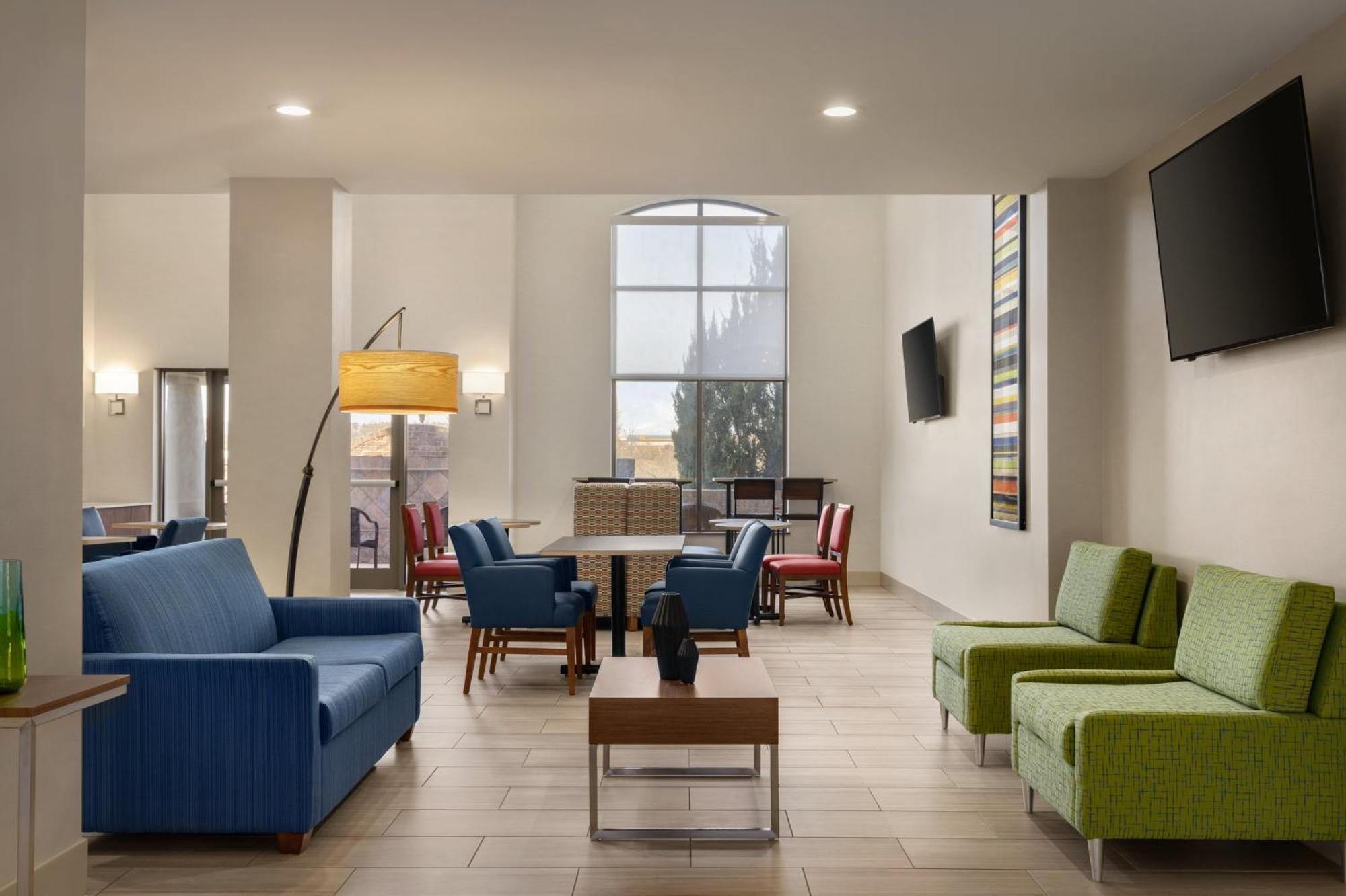 Holiday Inn Express Hotel & Suites Opelika Auburn By Ihg Εξωτερικό φωτογραφία